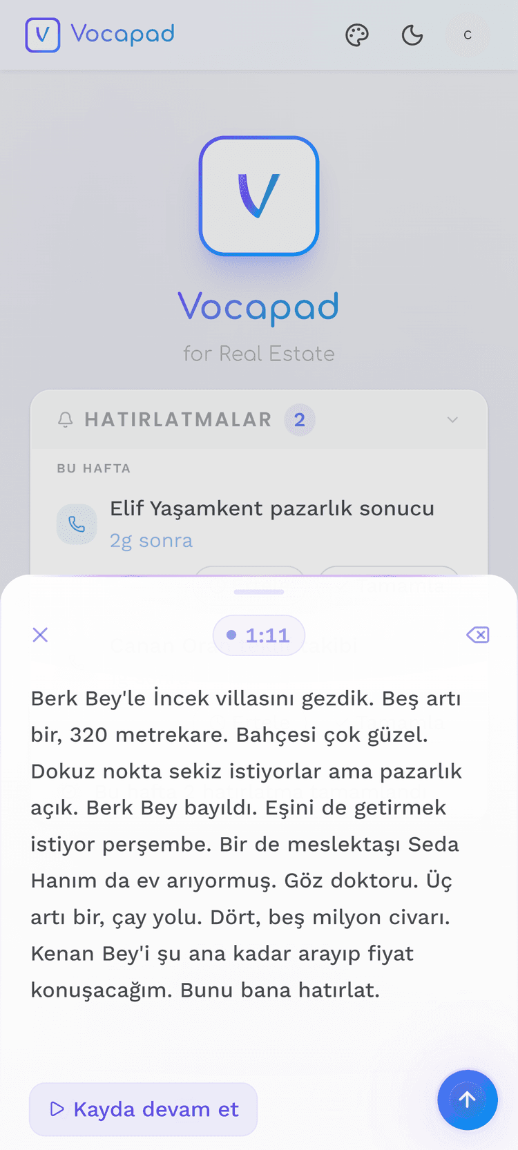 Voice recording with live transcription